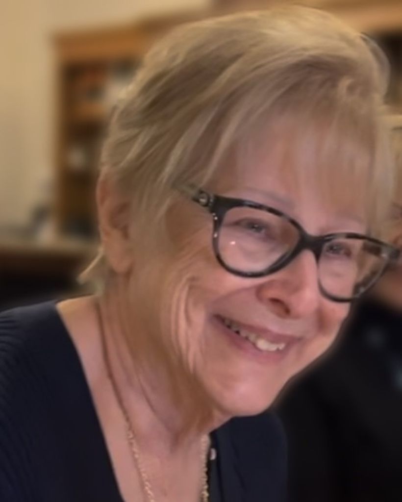 Connie Lawrence Profile Photo