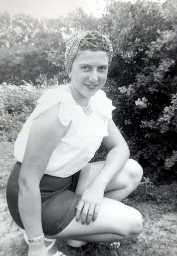 Helen R. (Pressel)  Pitsinger photo gallery thumbnail 36 of 96