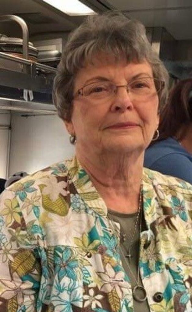 Delores Lorraine Strecker Uhrich Profile Photo