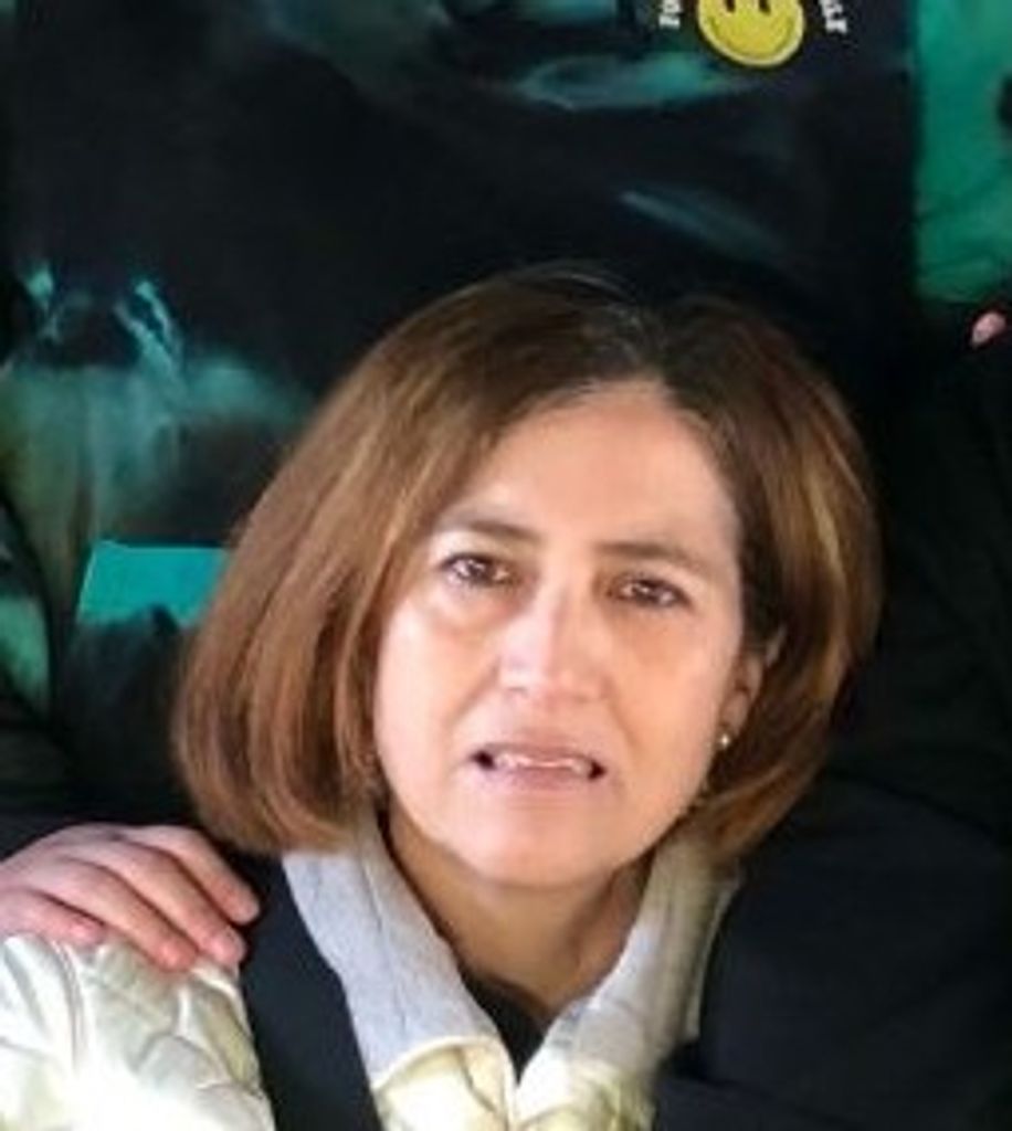 Verónica Torres-Meza Profile Photo