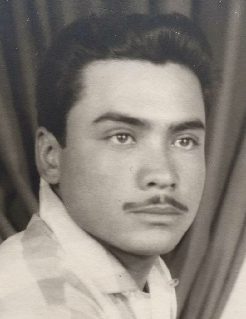 Porfirio    Guzman Profile Photo