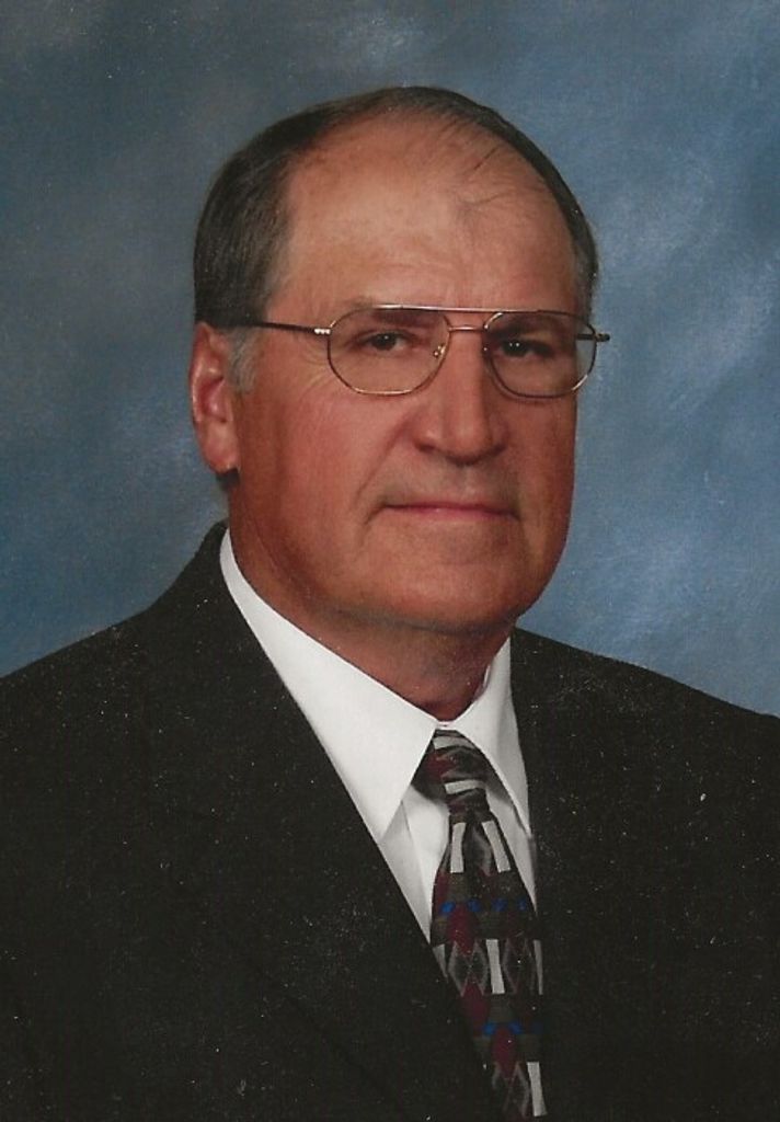 Harold W. Schuhmacher Profile Photo