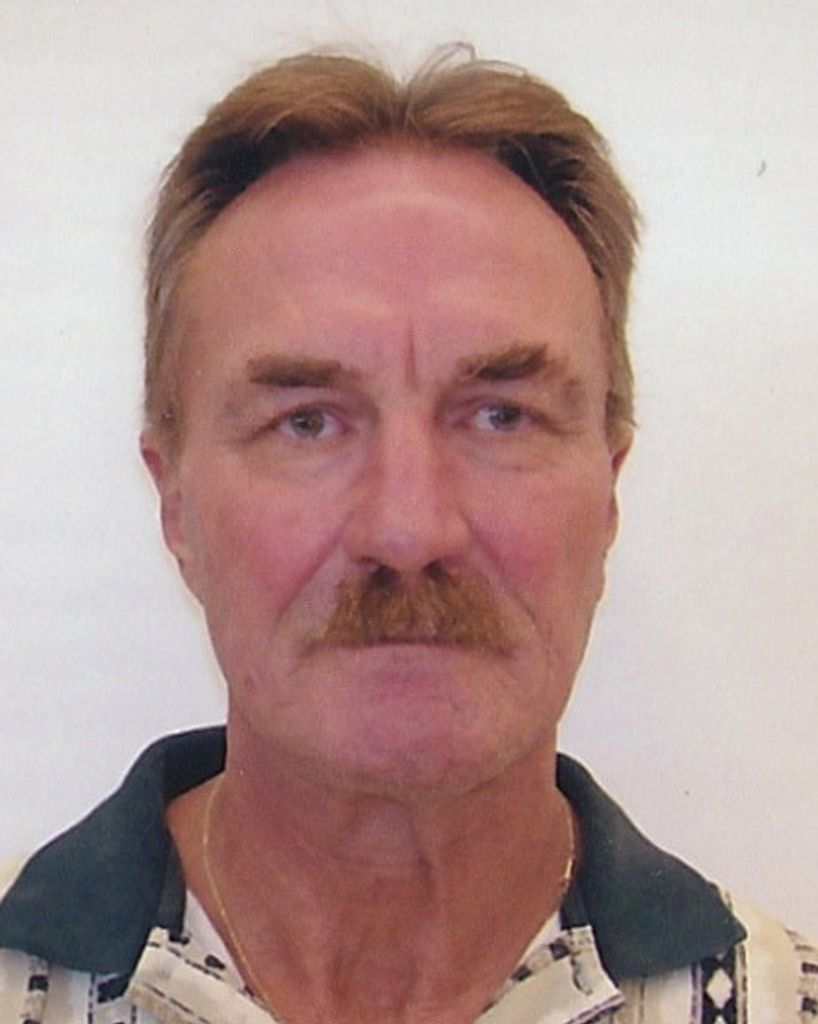 Roger W. Carlson Profile Photo