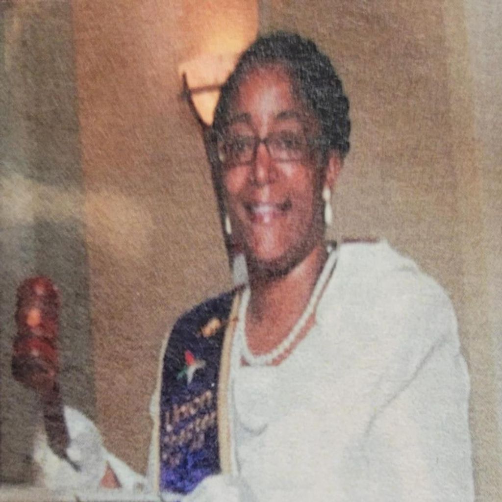 Angelique Elliott-Lloyd
