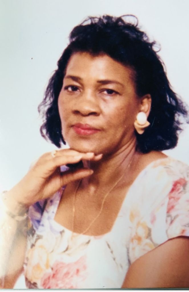 Bertha Lee Smallwood