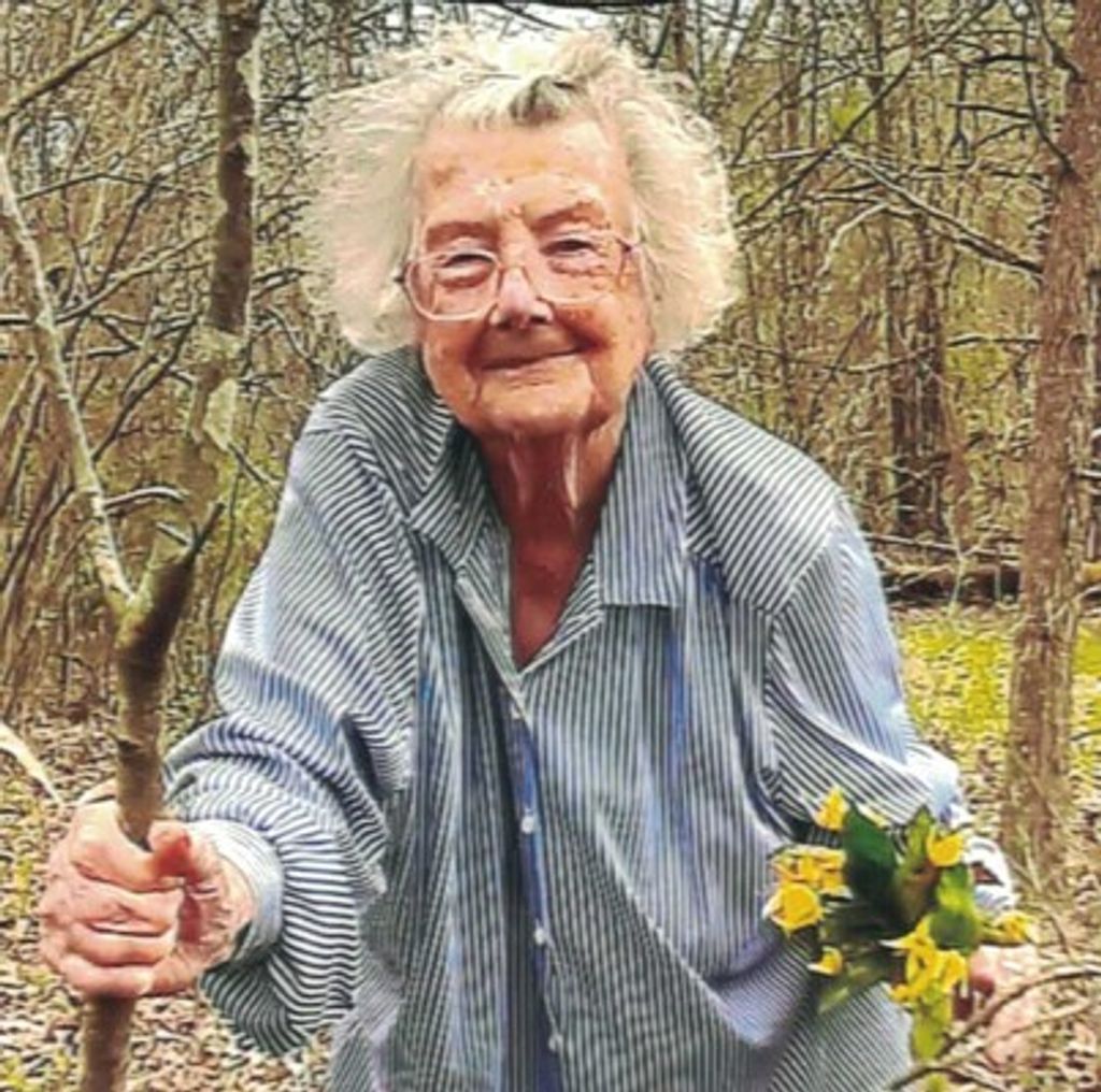 Violet Groves Newton