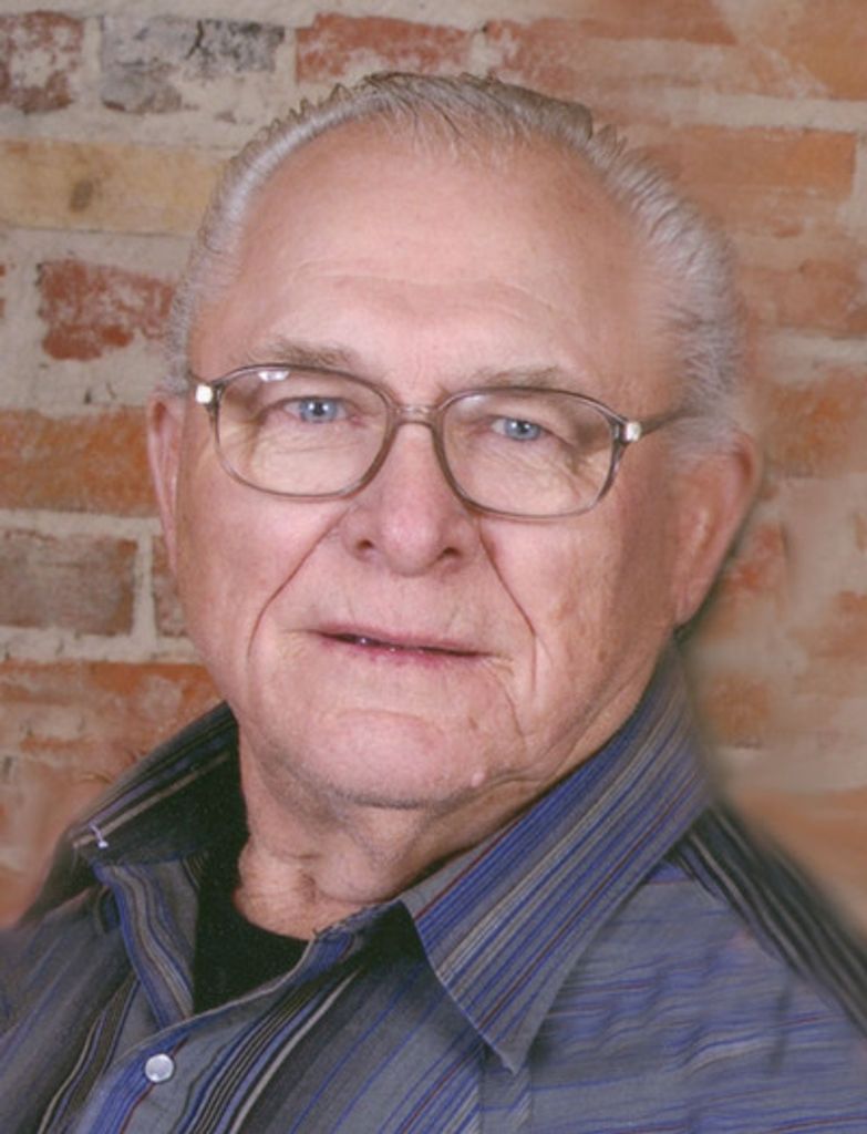 Leon Earl Schoh Profile Photo