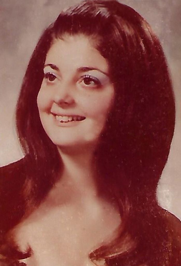 Evelyn J. (Potento)  Guzzo