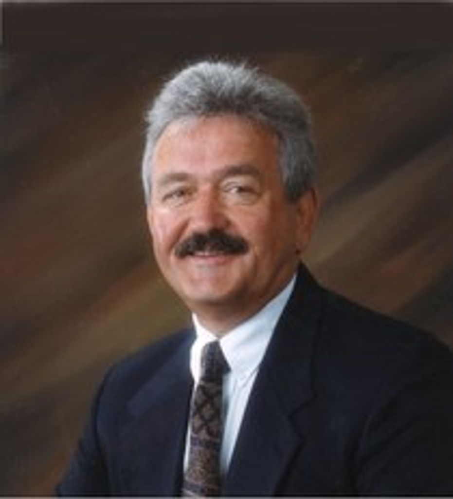 Everell J. Barsness Profile Photo