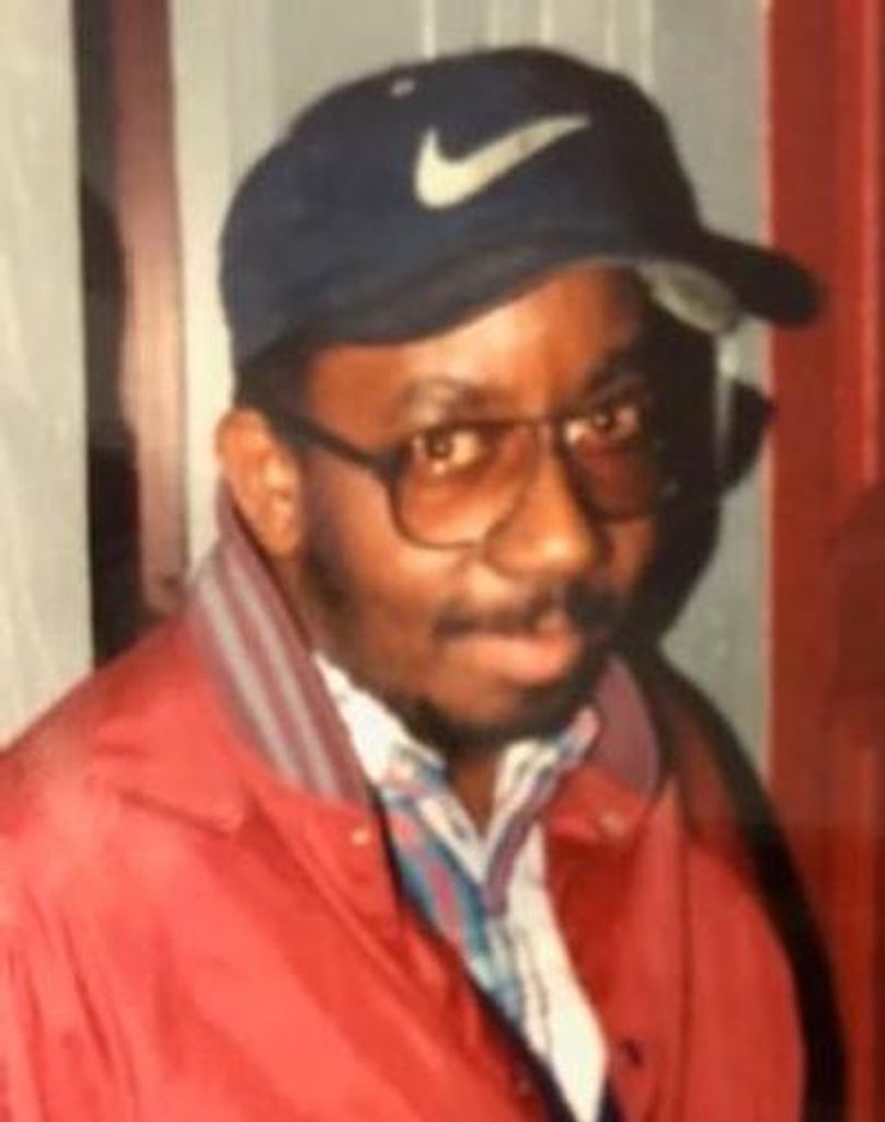 Lloyd Davis Cameron Profile Photo