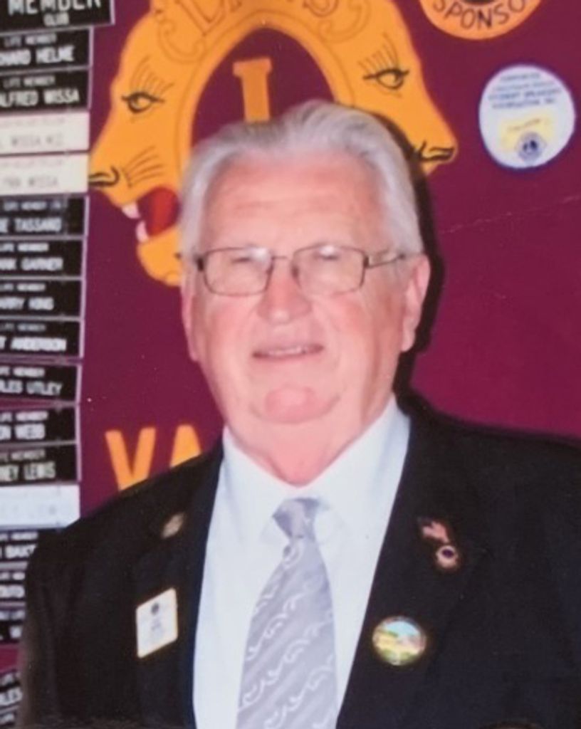 Donald  Lee Webb