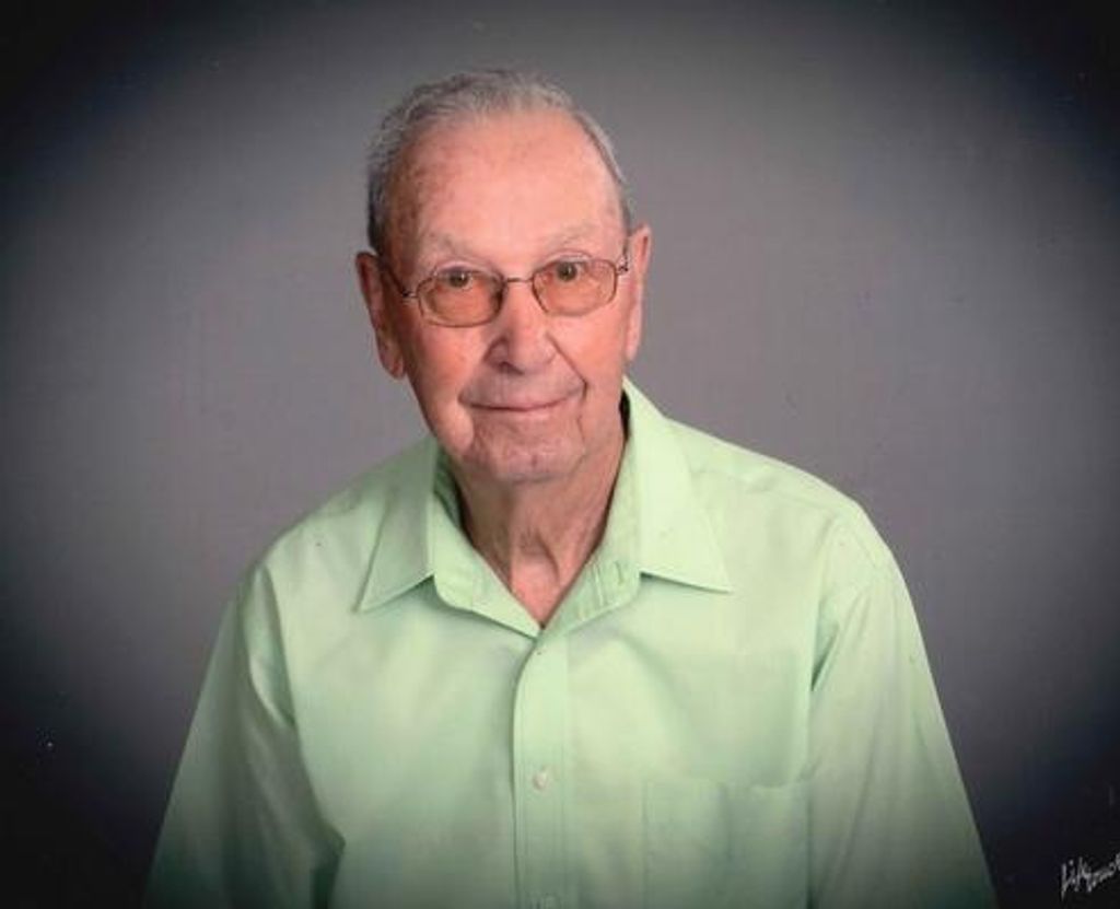Ernest Leon Jones Profile Photo