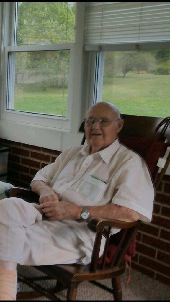 Gene Thomas of Robbins, TN
