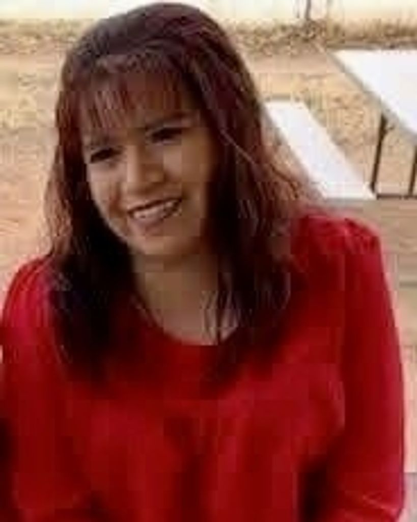 Elizabeth Garza Profile Photo