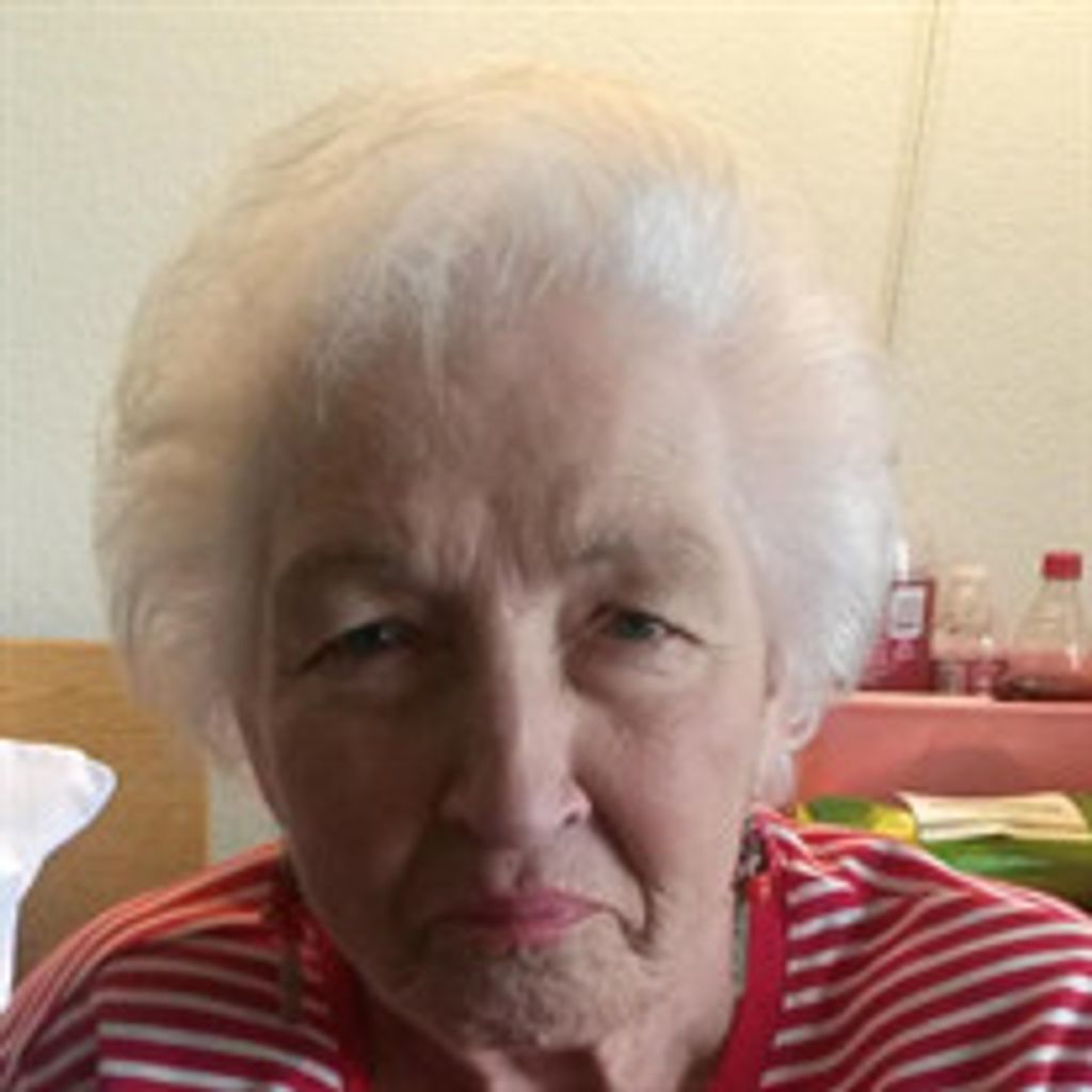 Beverly Gail Marlowe