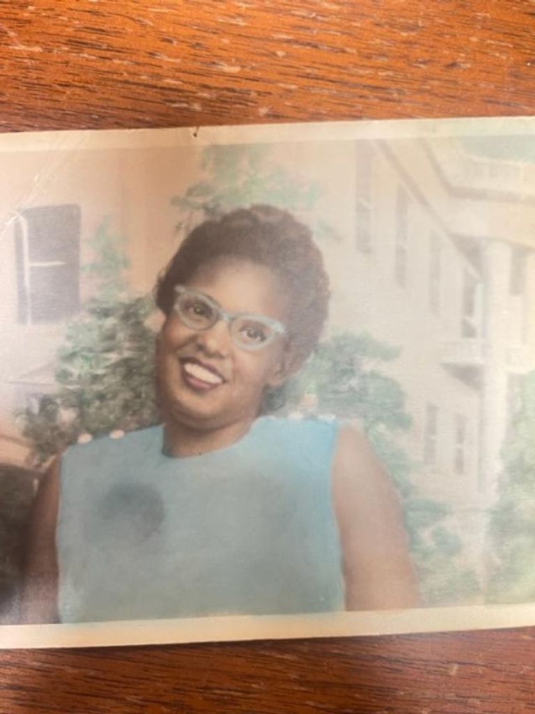 Mrs. Viola Sims Spencer Profile Photo