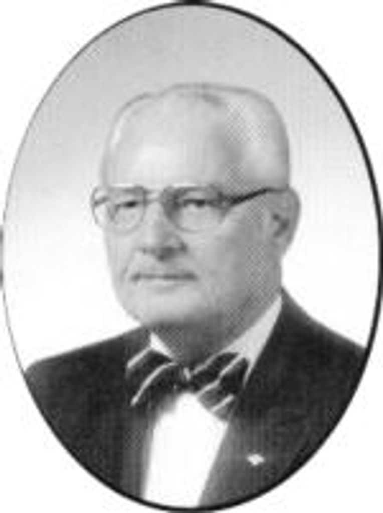 Roy W Pearson