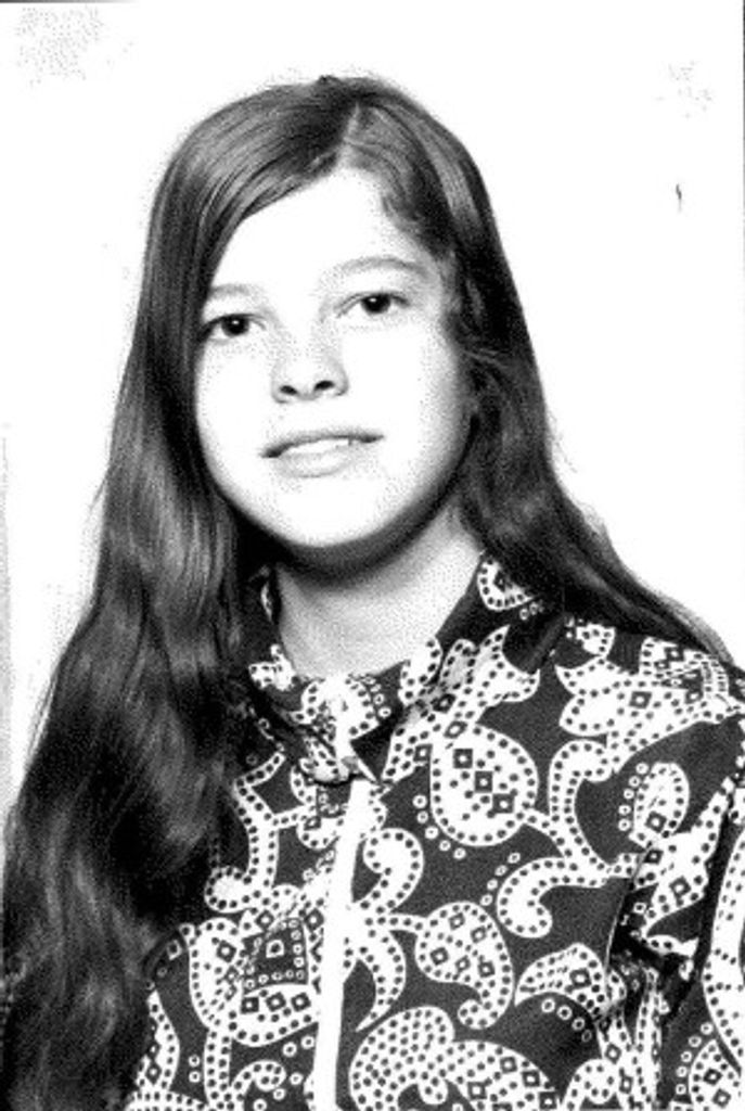 Cheryl (Tate)  Wilcutt