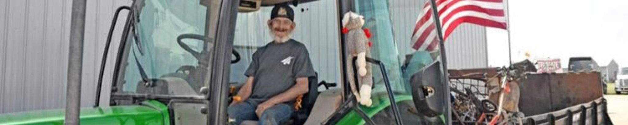 Cover photo for John "Johnny" Searcy's Obituary