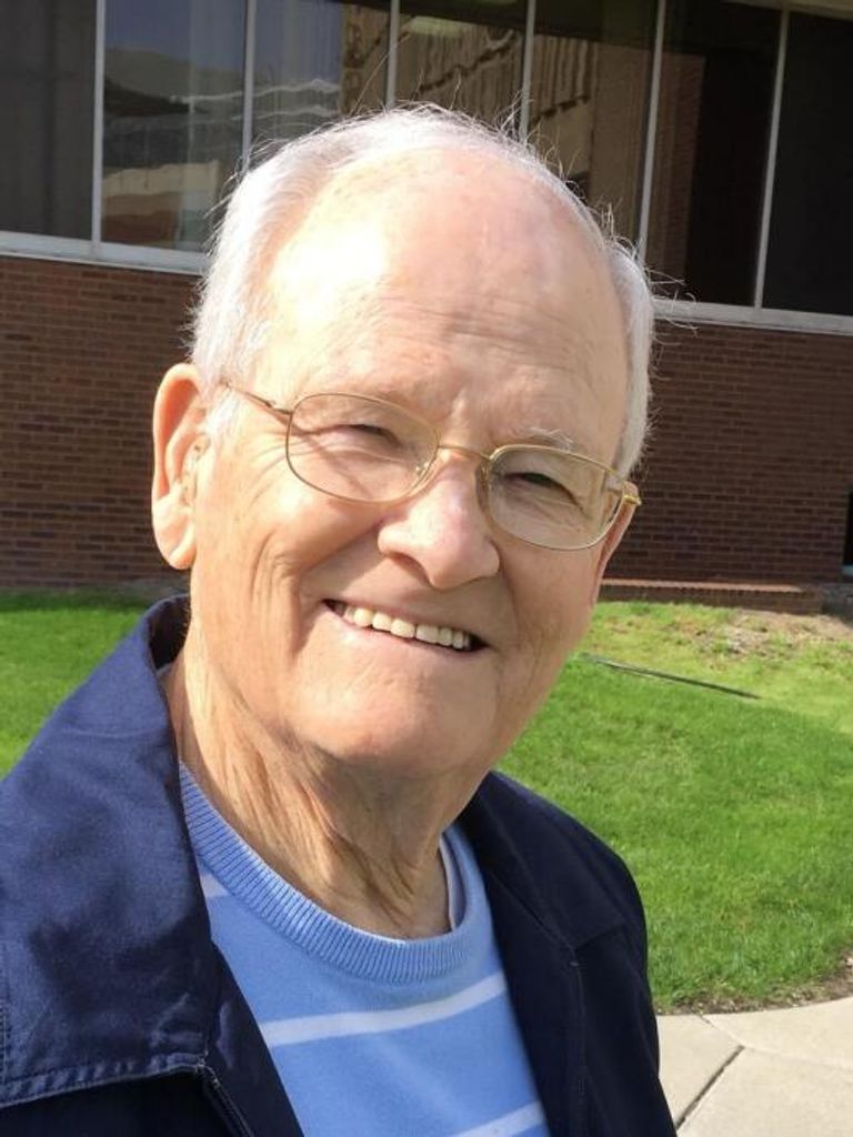 Closson Grey Hanthorn