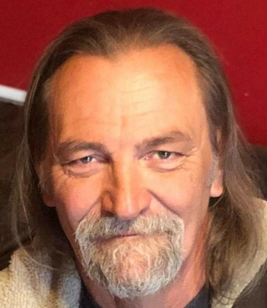 Richard D Davis