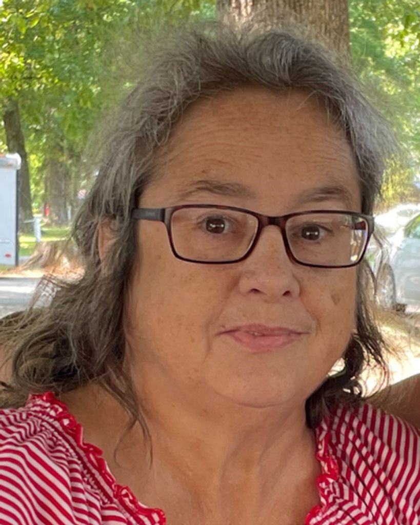 Lola Fay Holt