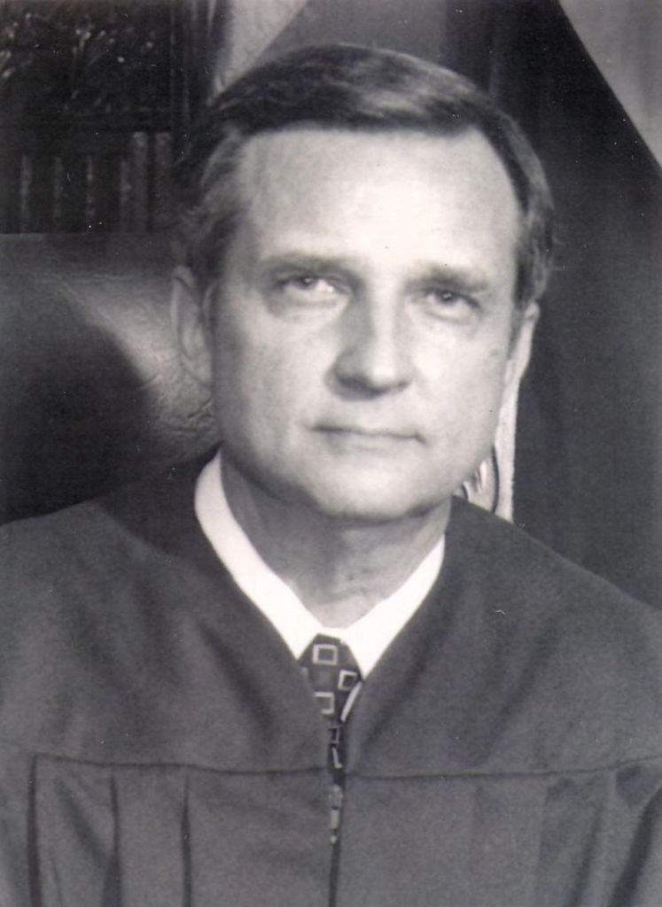 Judge Gene Knize Profile Photo