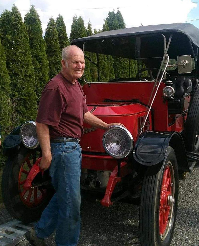 Robert “Pat” Farrell Profile Photo