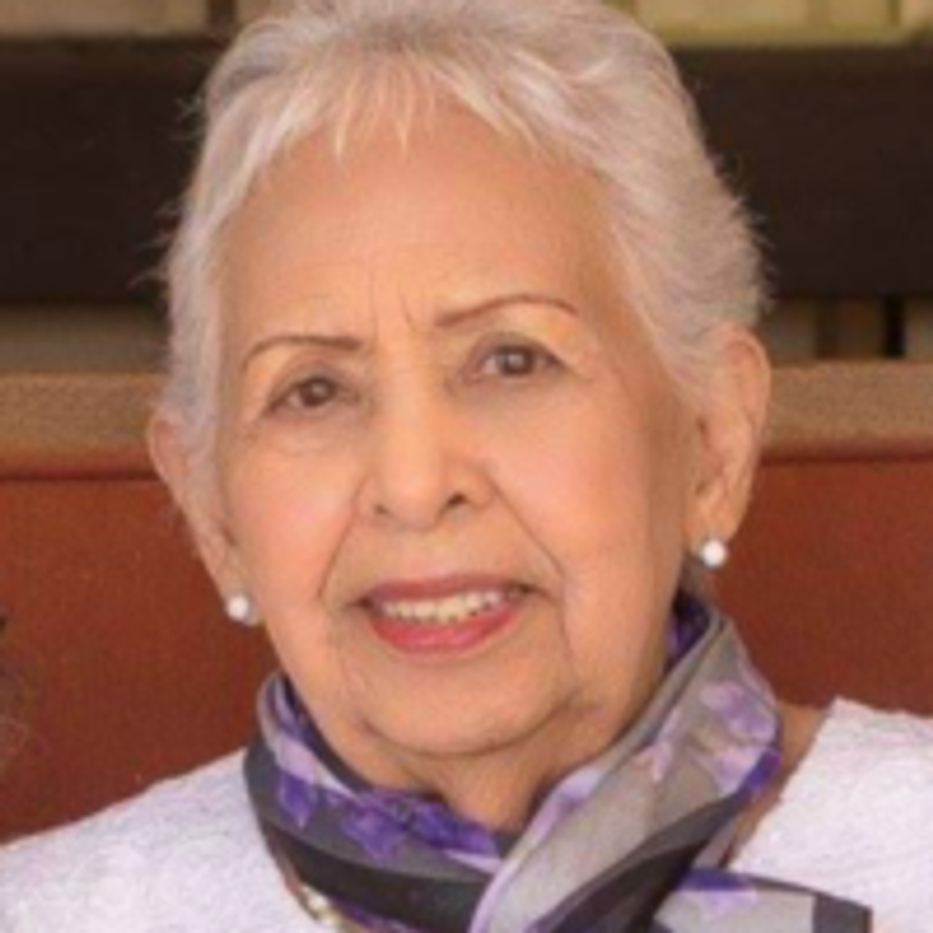 Gloria Lozano