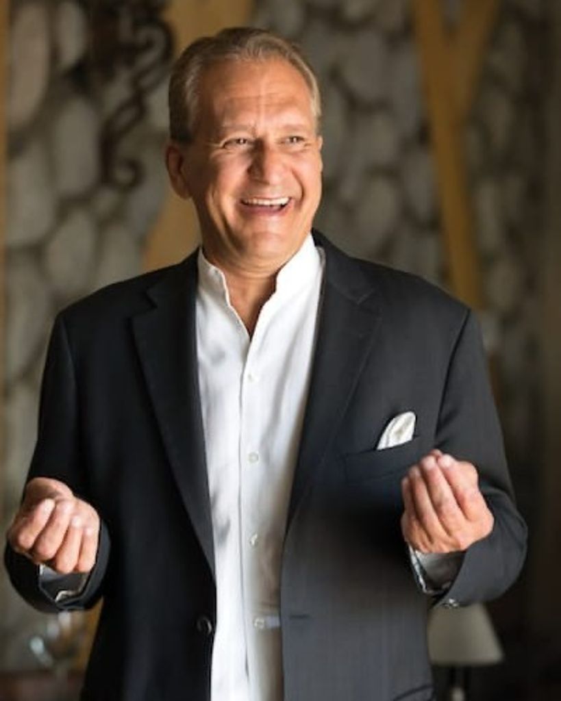 Michael Castelli Profile Photo