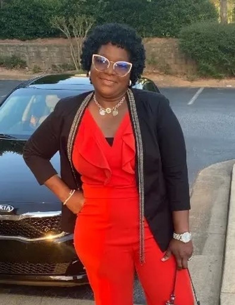 Crystal Lee Profile Photo