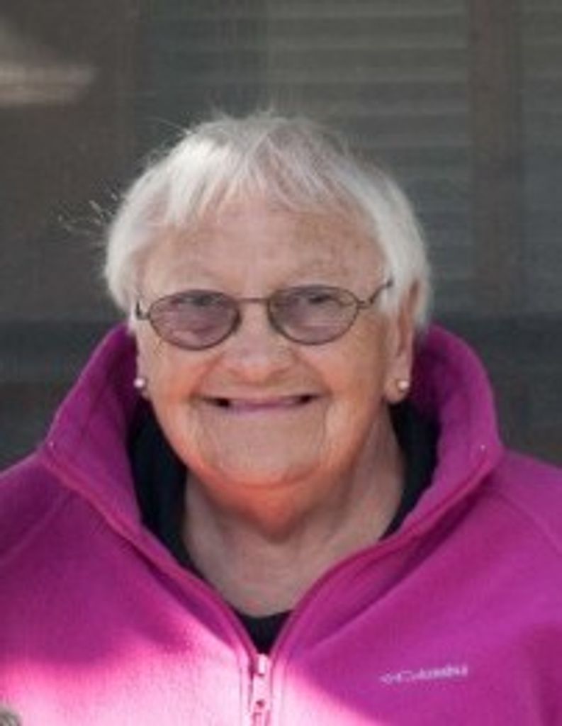 Marilyn J. (Hall)  Douglas Profile Photo