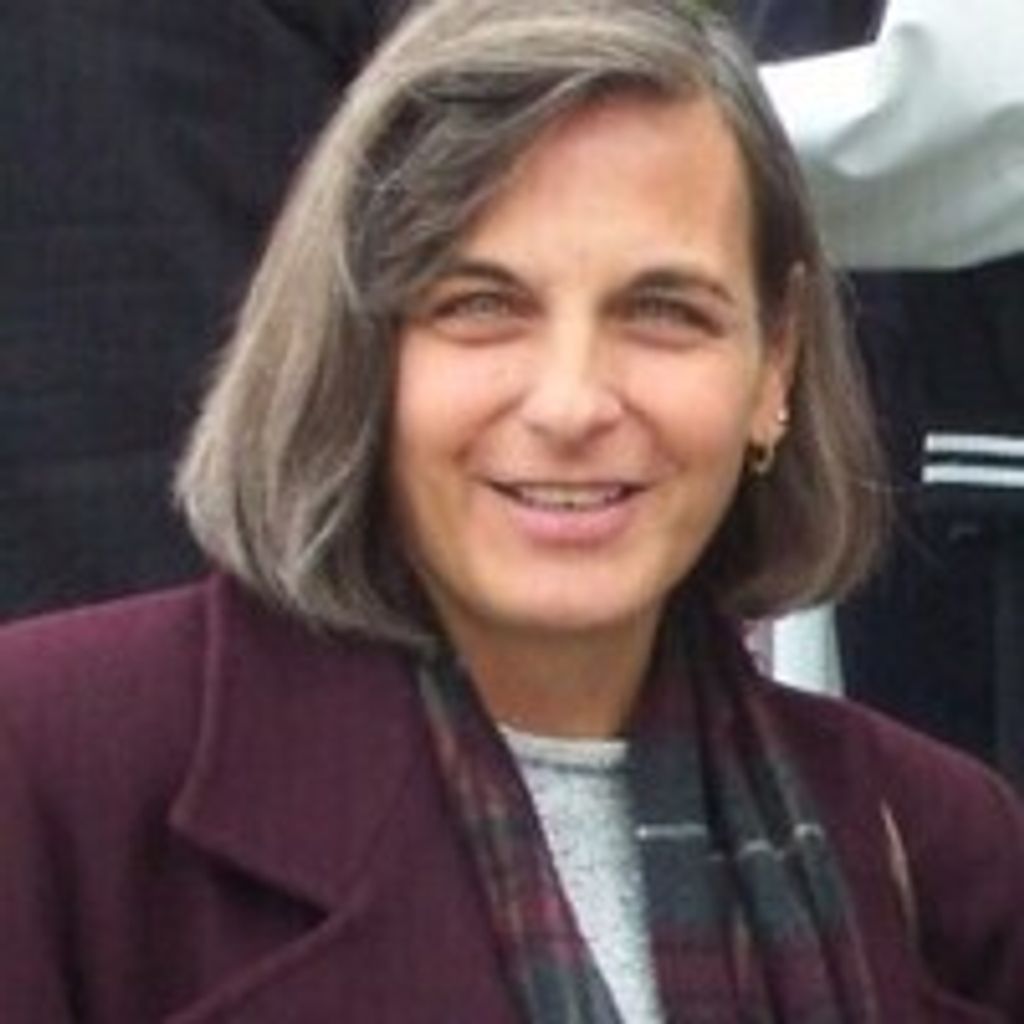 Elizabeth R Bissonette