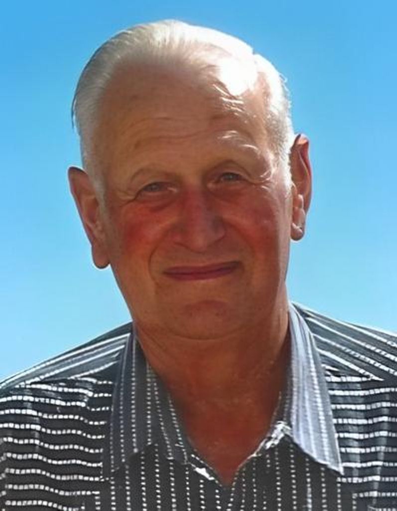 Robert L. "Bob" Johnston