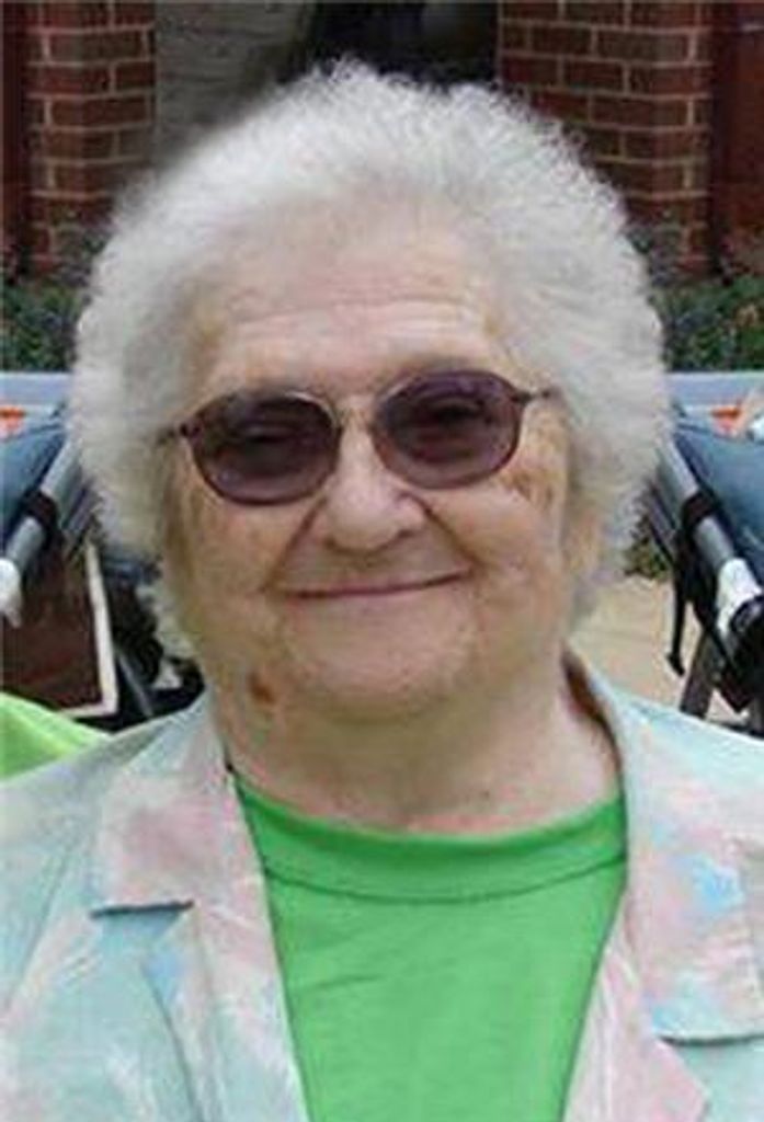 Violet Dorothy "Vi" Schneider