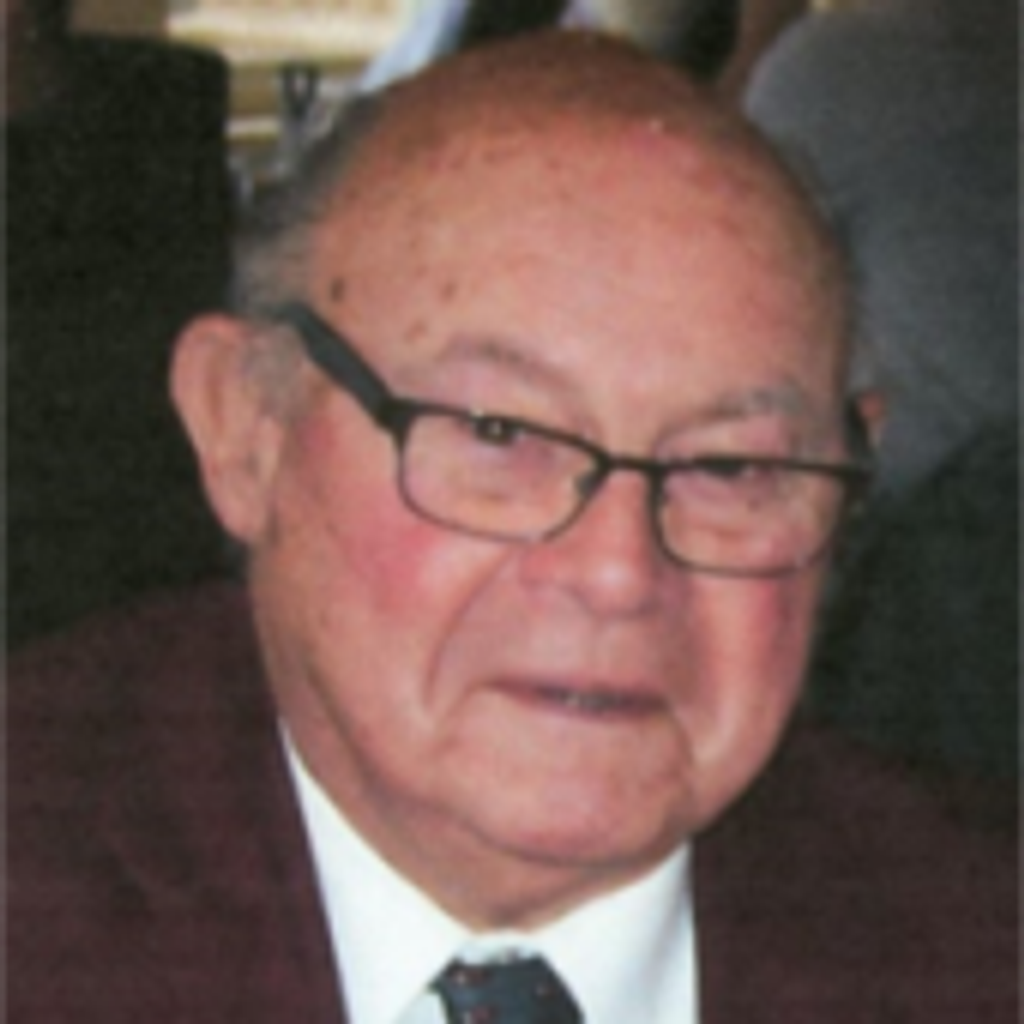 Ivan E. Pettit