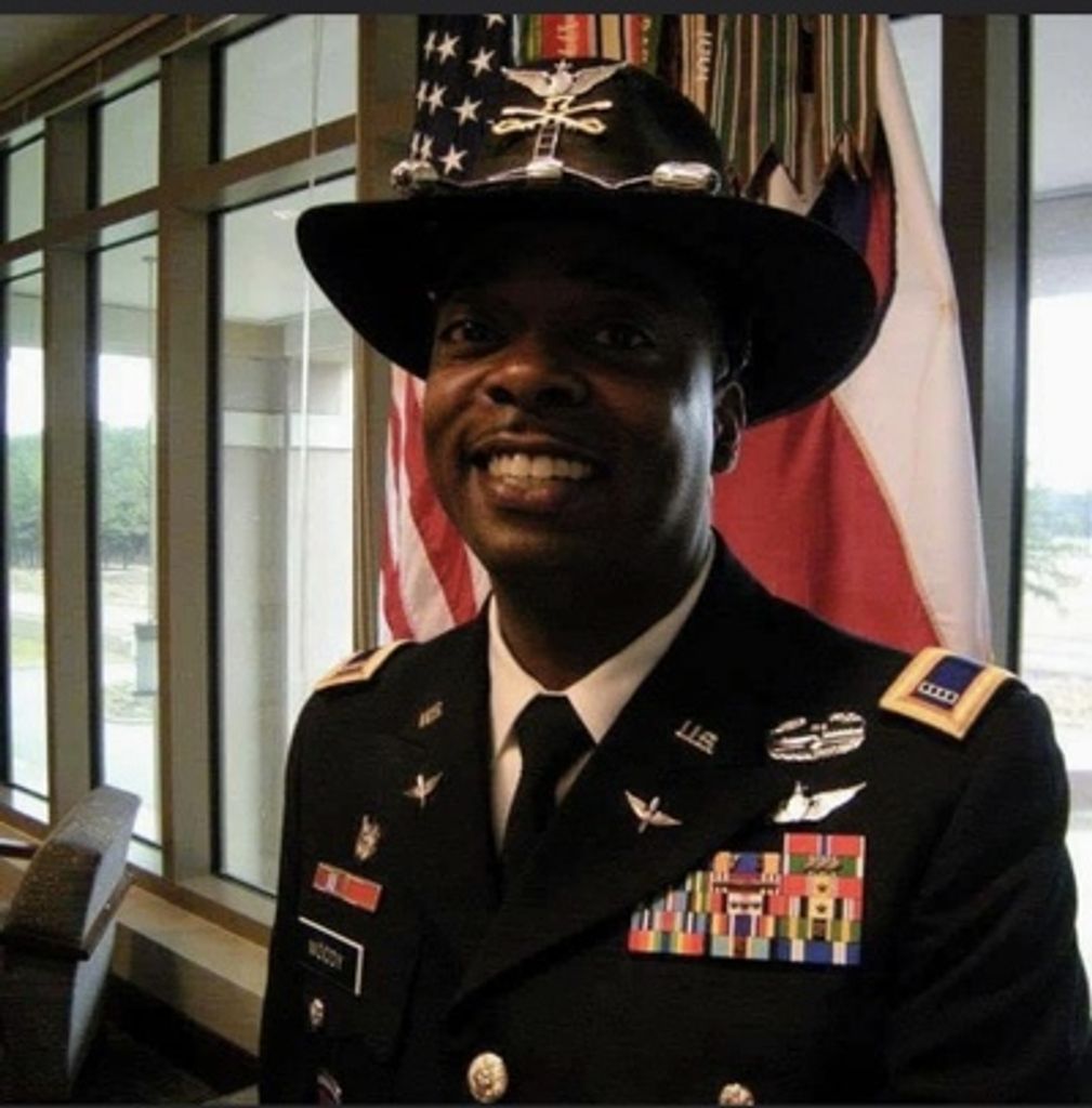 Robert Lamar Moody Jr. Profile Photo