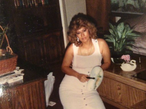 Ana Maria Montanez photo gallery thumbnail 29 of 30