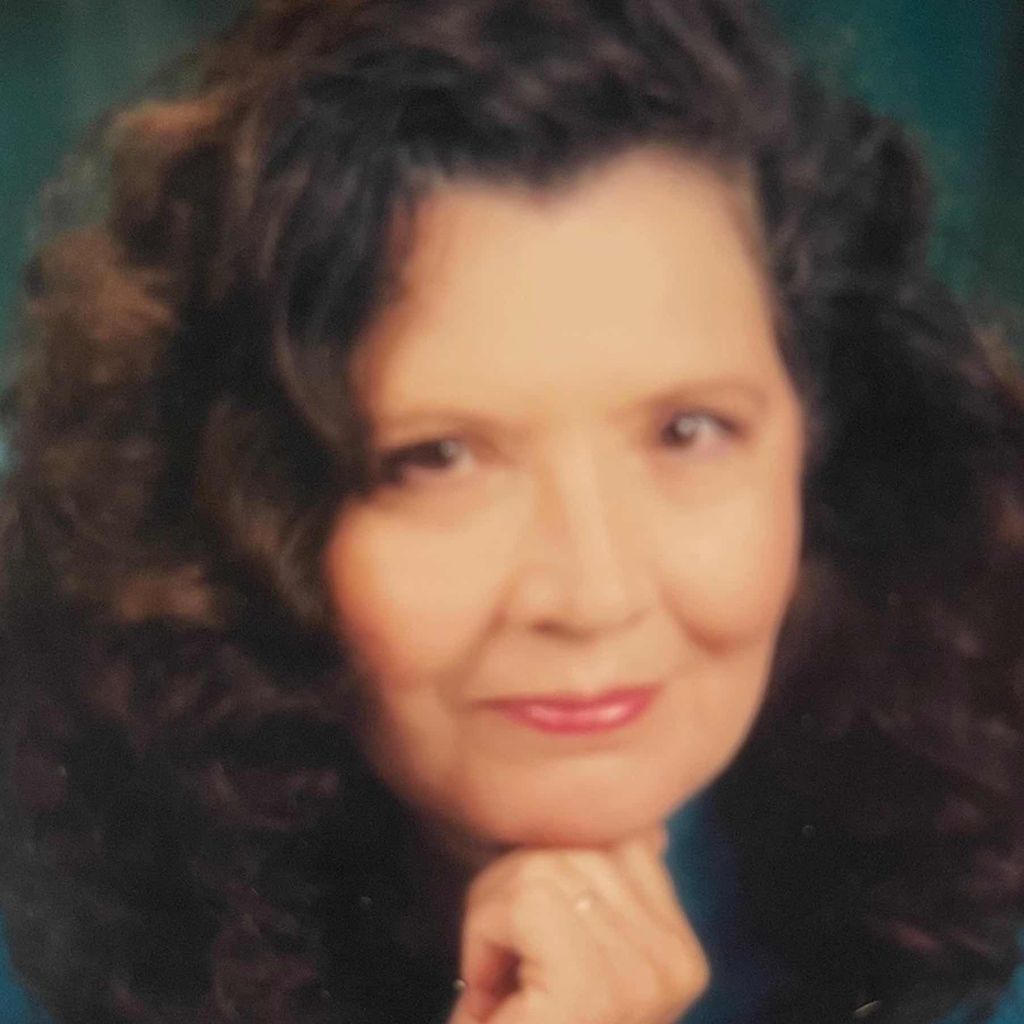 Victoria Esther Hoffman Profile Photo