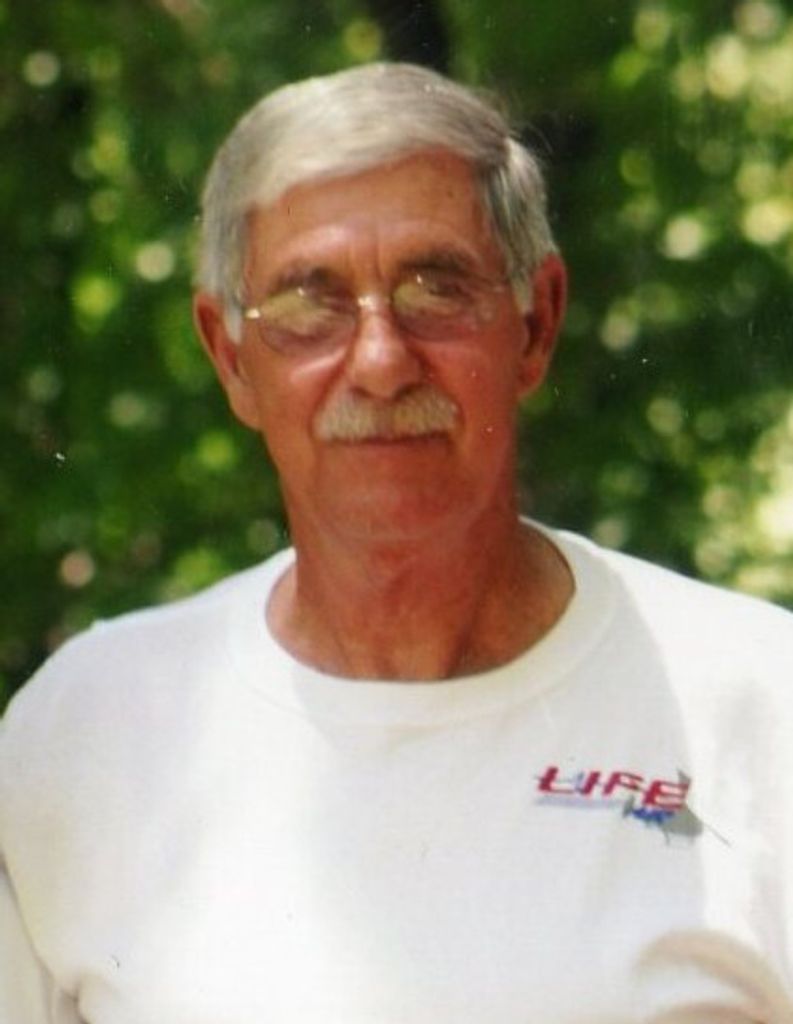 Carl Lee Hunt Profile Photo