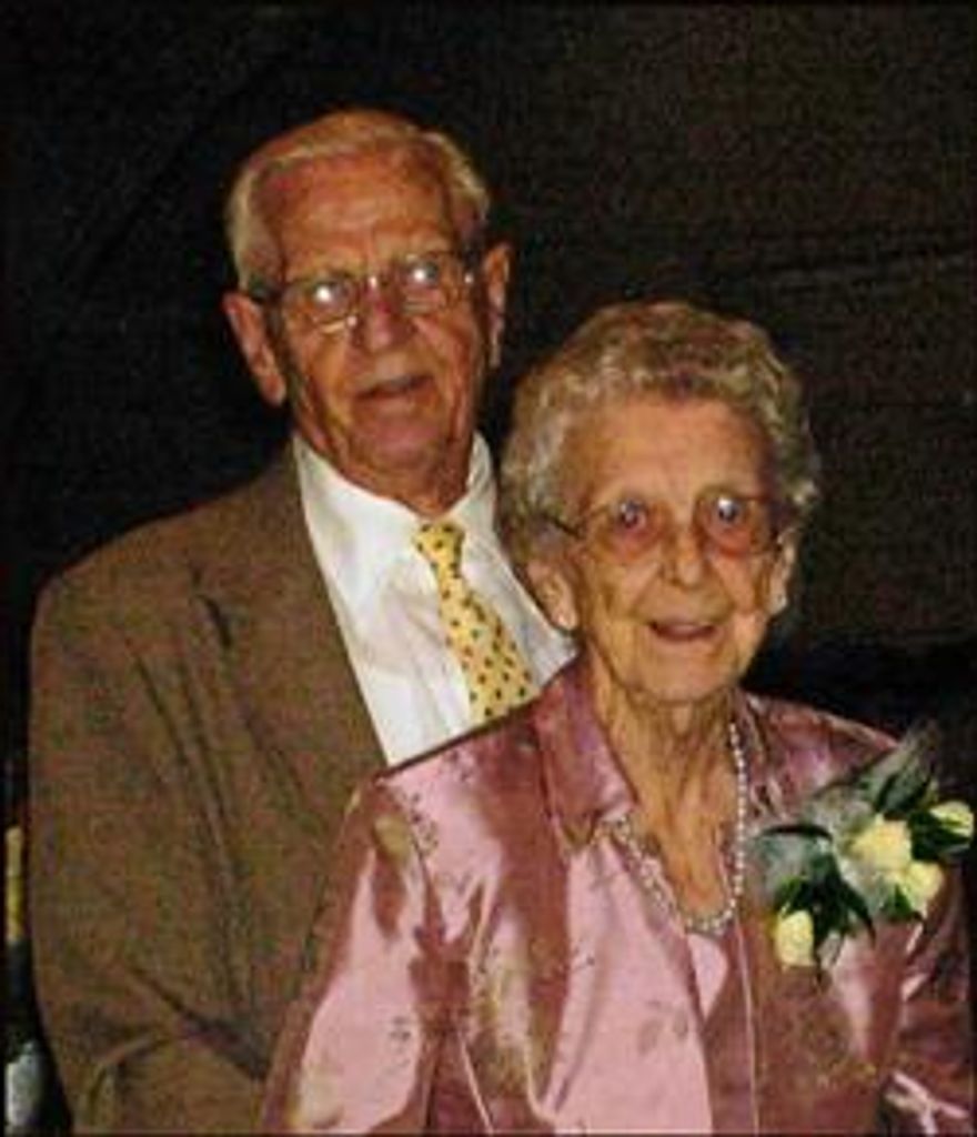 Alice Mae Makowski Profile Photo