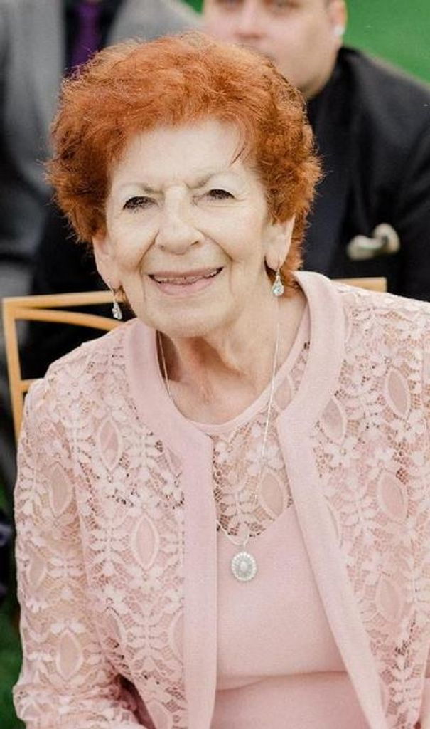 Sophie Tetorakis Profile Photo