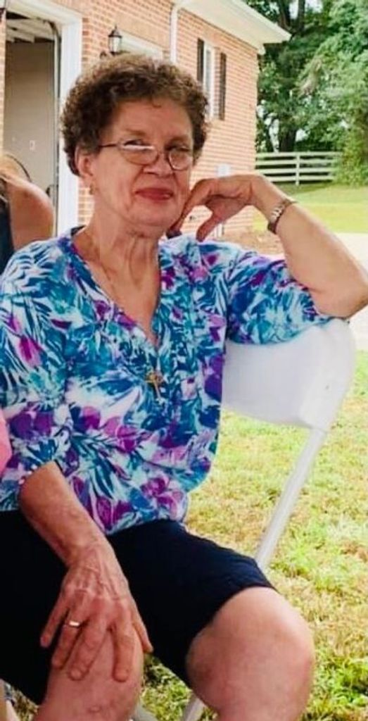 Cynthia Lee Gravely Profile Photo