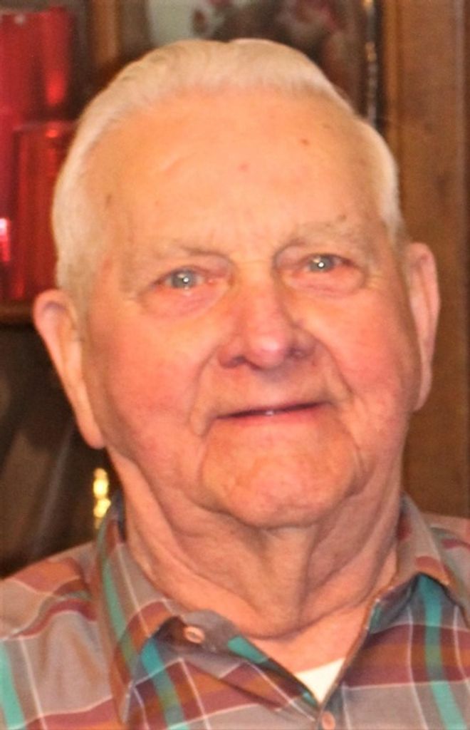 Harold L. "Tuffy" Weihe Profile Photo