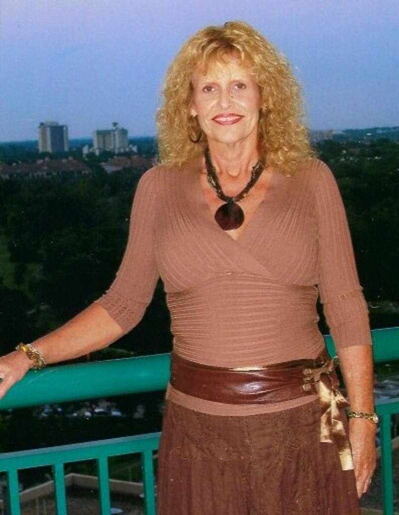 Carolyn Hodges Martin Profile Photo