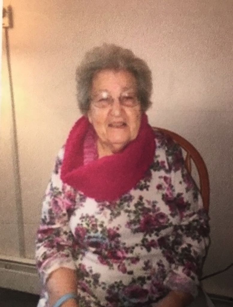 Lillian Frias