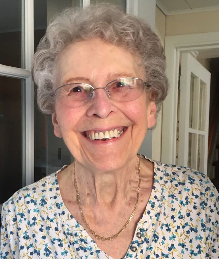 Paula Olson Profile Photo