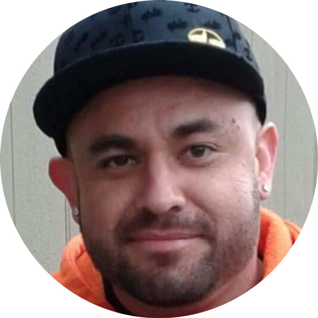 Salvador Esparza Profile Photo