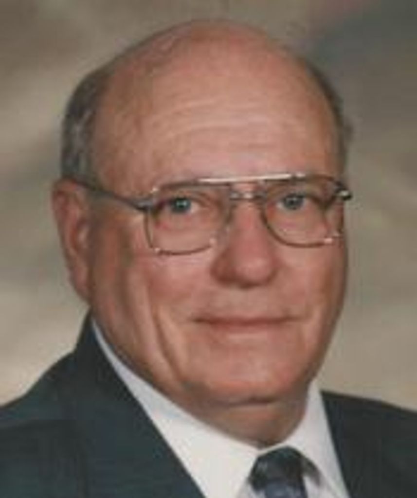 Robert Russell Hogan Profile Photo