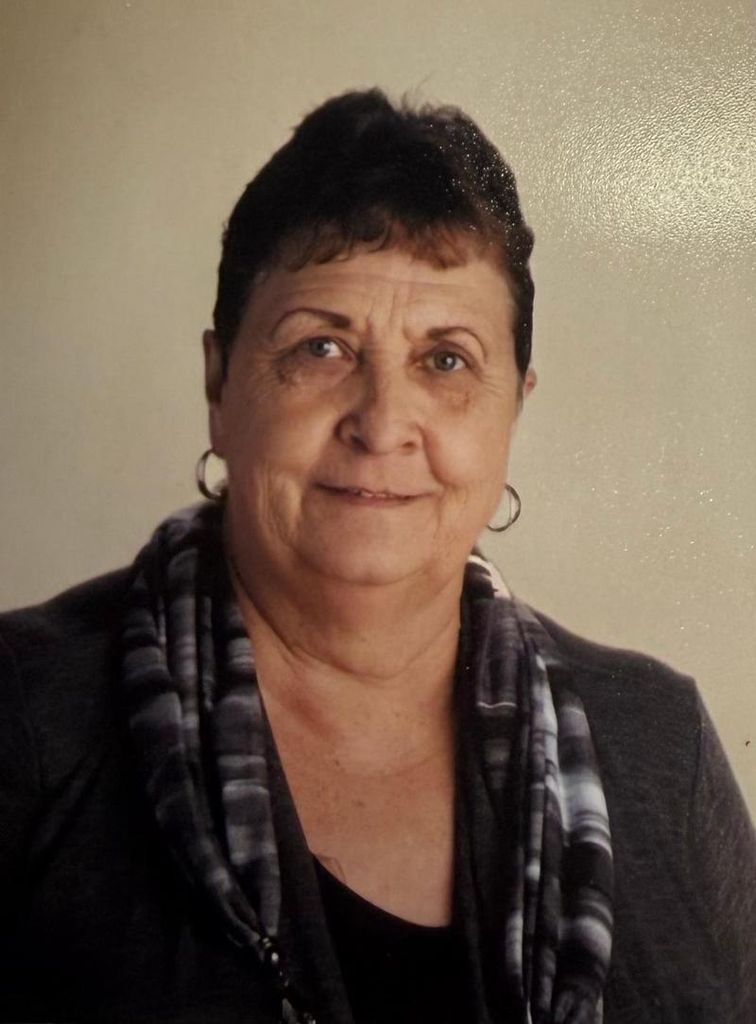 Lynn Crosby Profile Photo
